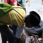 Cleaning Day ~ Homeless folks scoring scrap metal ~ 5 April 2014 (3) (427x640)