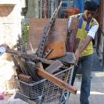 Cleaning Day ~ Homeless folks scoring scrap metal ~ 5 April 2014 (5) (427x640)