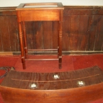 display-cabinet-and-stand-for-john-wesley-display-135-640x480