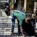 removing-metal-gate-12-october-2012-15-640x480