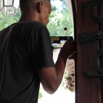 new-glass-doors-main-entrance-february-2014-28-427x640