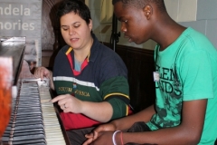 Piano Lessons with Anthea (3) (427x640).jpg