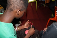 SlipKnots ~ Learning to Knit (21) (640x427).jpg